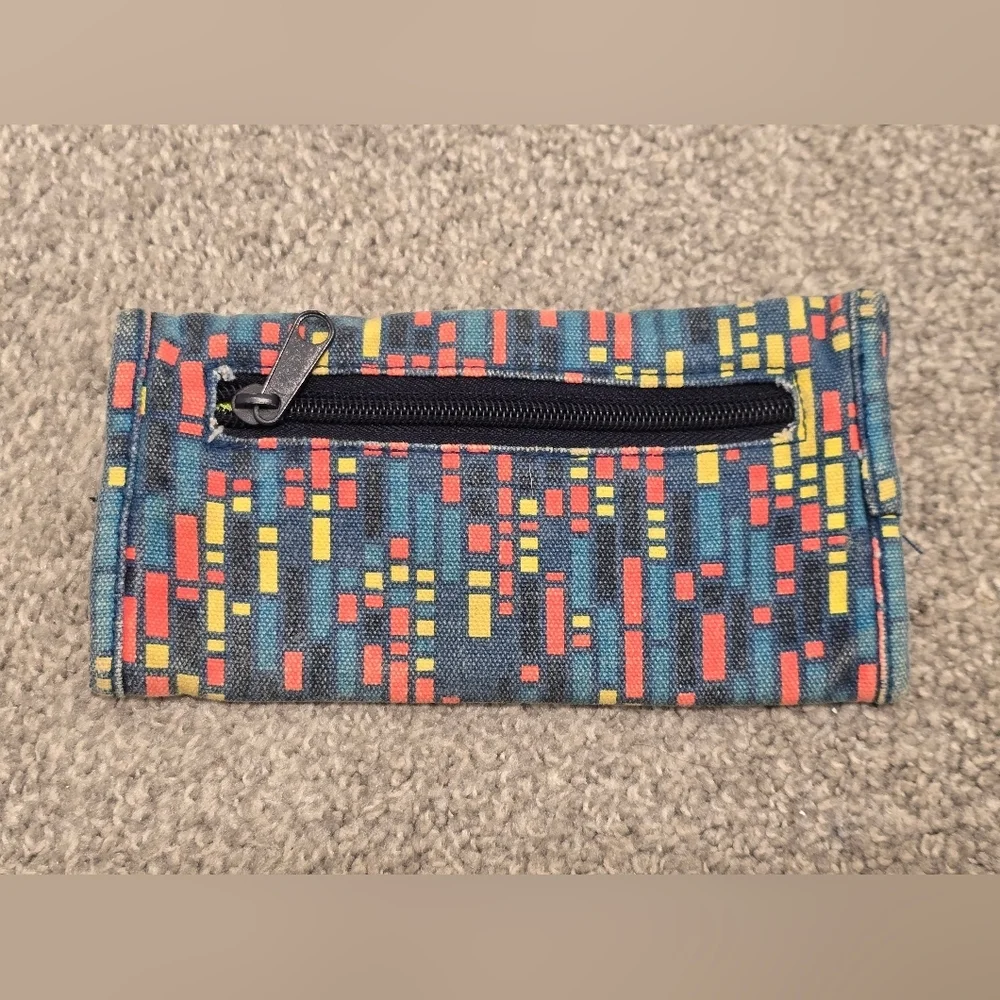 Kavu Wallet Slender Neon Geometric Pattern